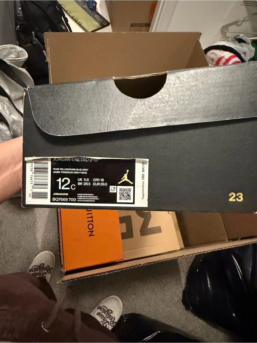 Jordan Kids Yellow and Black Retro Mesh Sneakers